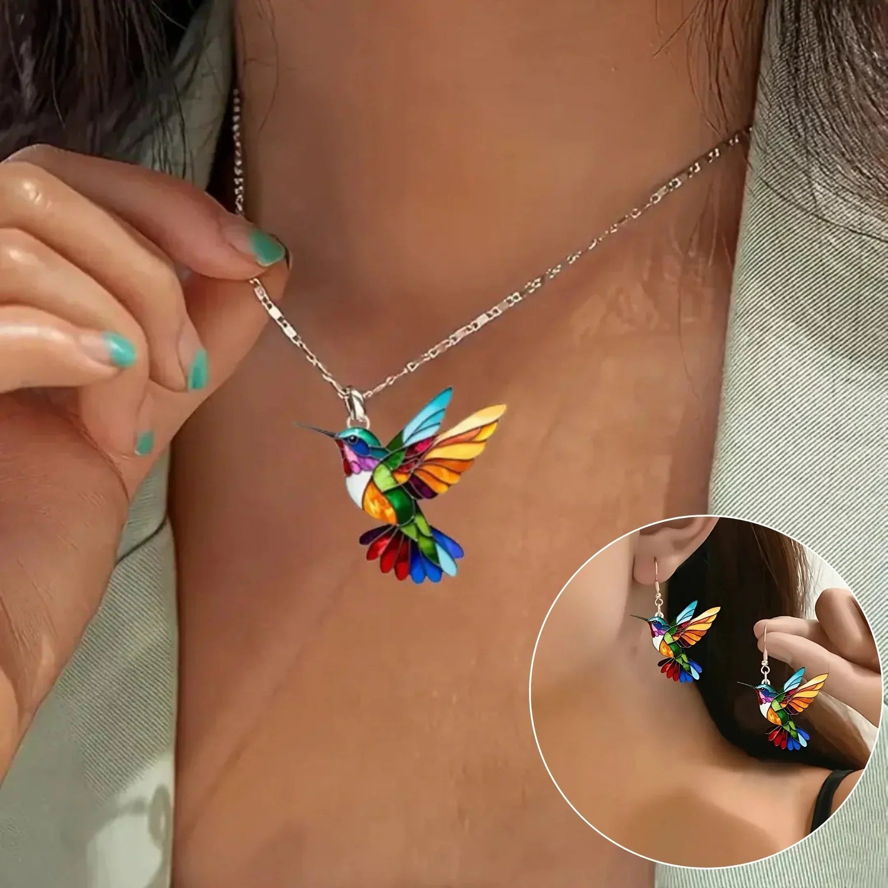 Beautiful Hummingbird Necklace